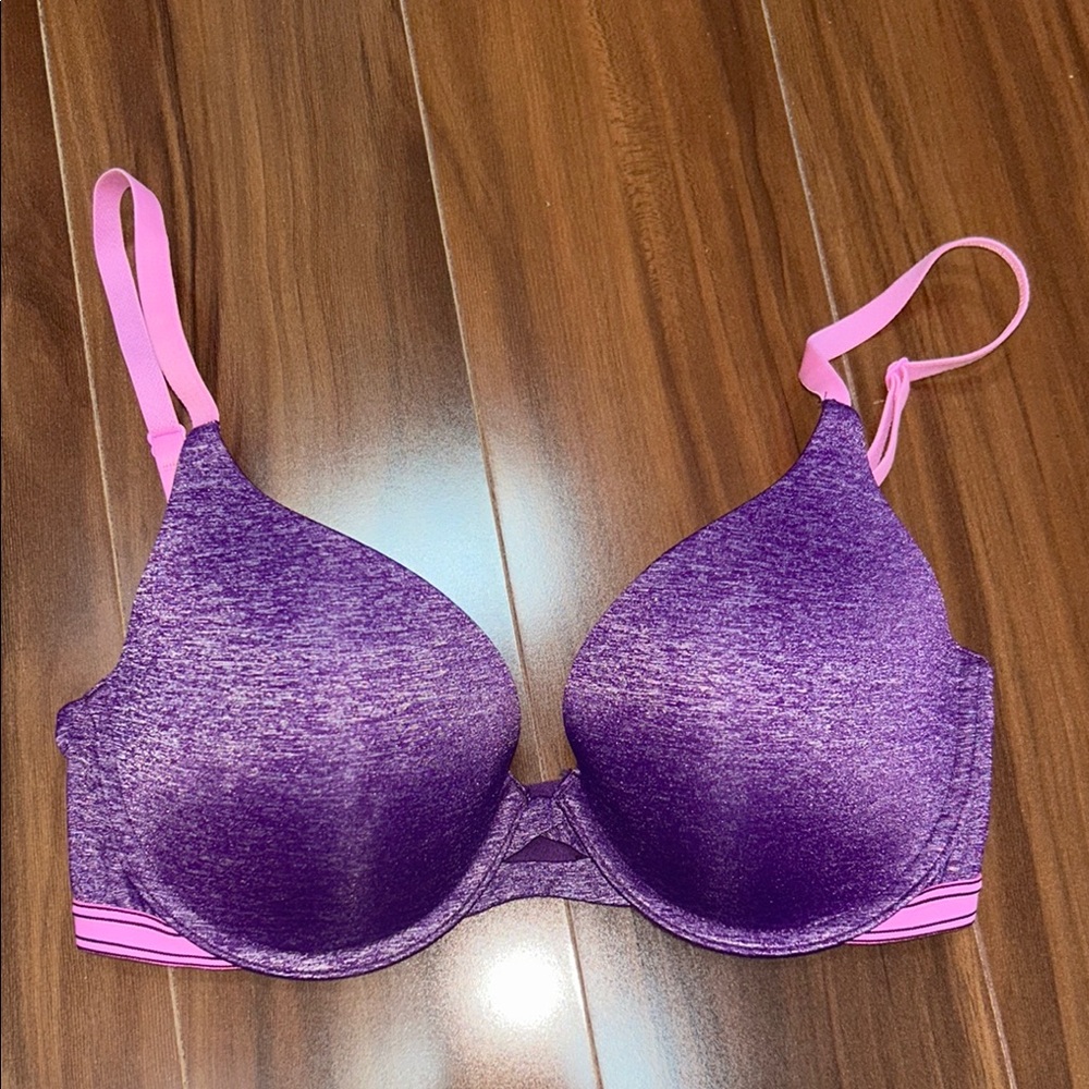 32D Victoria’s Secret perfect shape bra purple